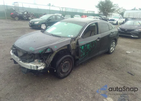 2017 Honda Civic Lx z USA, uszkodzony, nr VIN 2HGFC2F58HH570210